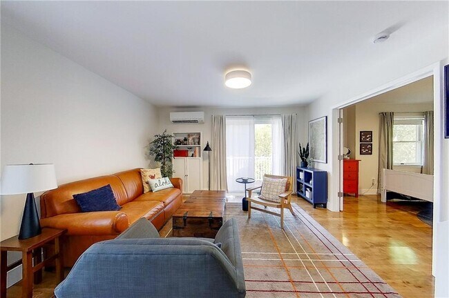 Foto del edificio - 364 Bellevue Ave