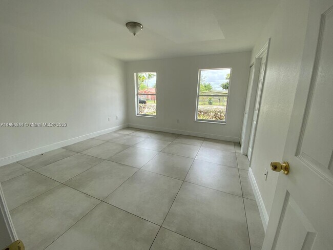 Building Photo - 10625 SW 171st St