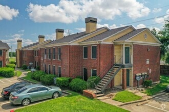 Building Photo - The Claridge Apartments