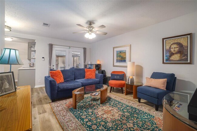 Foto del edificio - 7406 Shadow Hill Dr
