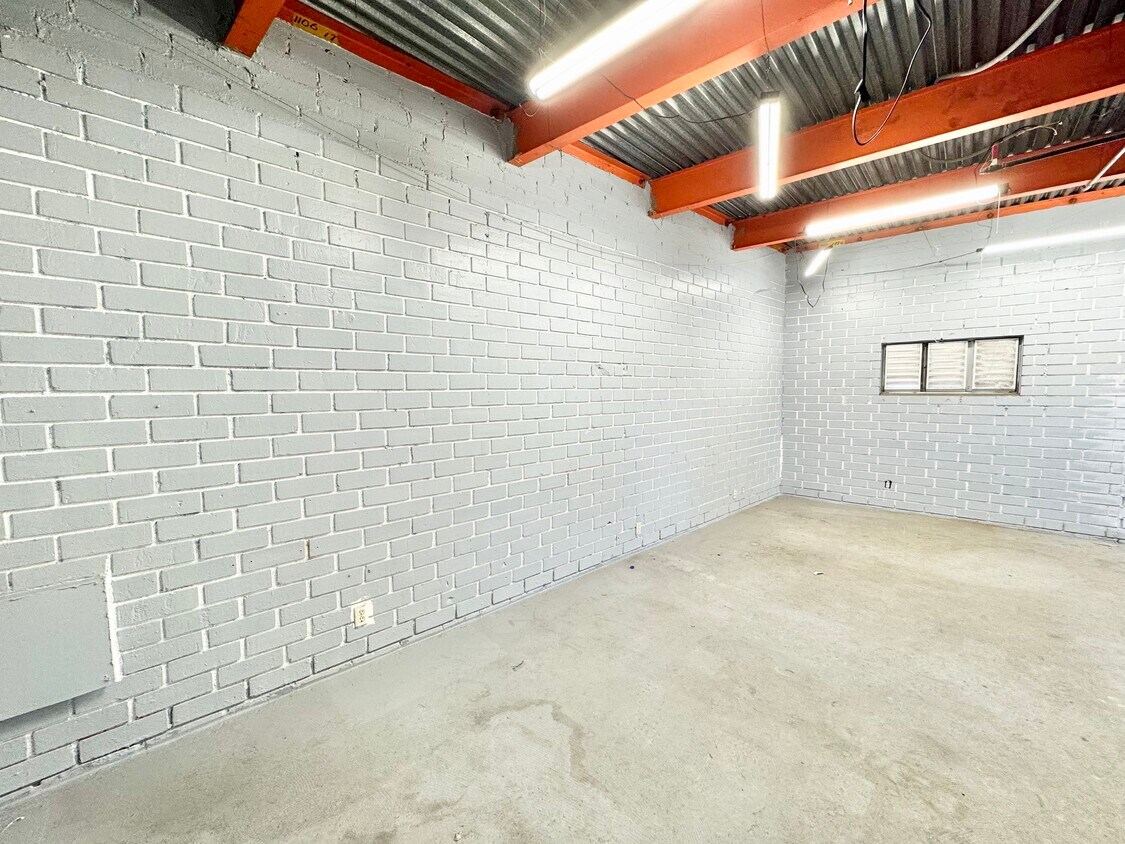 Foto del edificio - 5763 W Pico Blvd