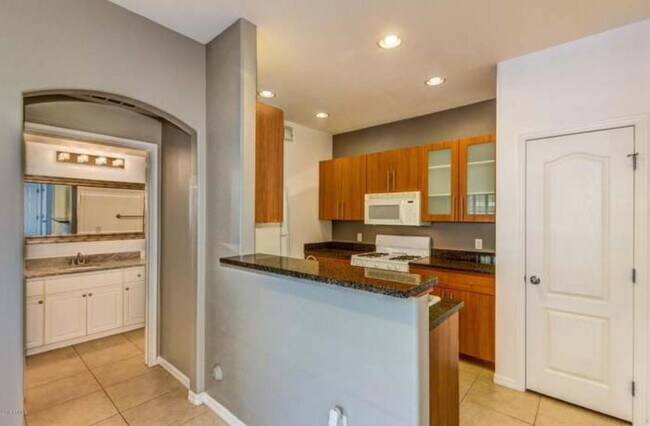 Foto del edificio - 6900 E Princess Dr