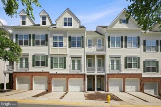 Building Photo - 1824 Cedar Cove Way