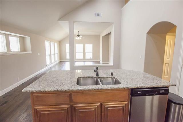 Building Photo - 824 Lighthouse Ln