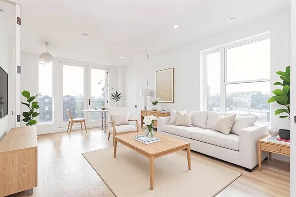 Foto principal - 163 Linden Blvd