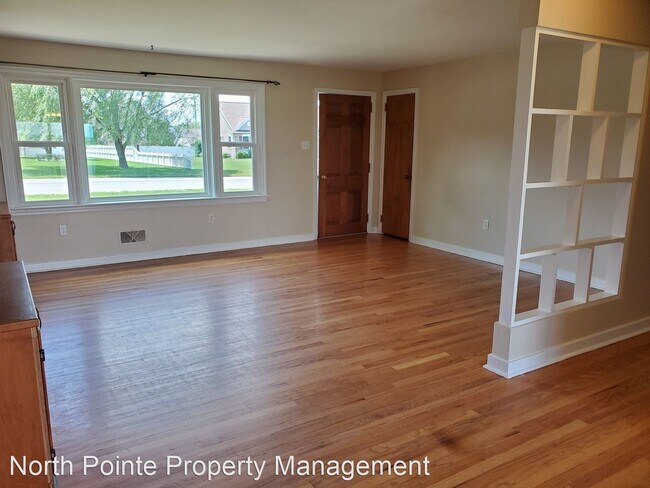Foto del edificio - 3 br, 1 bath House - 105 Eastbrook Rd.