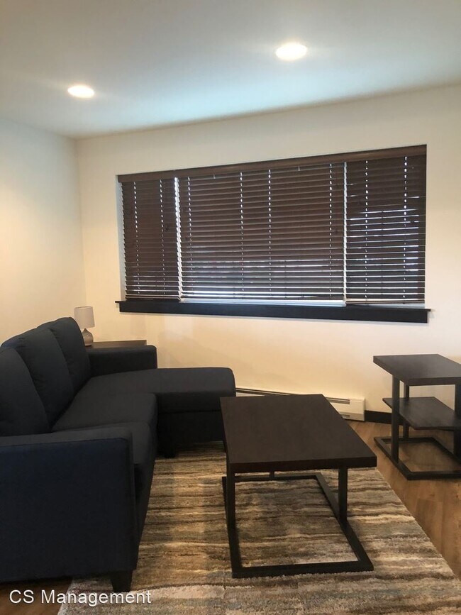 Building Photo - 1 br, 1 bath House - 4130 Renova Lane