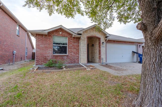 Foto principal - 13135 Cleburne Dr