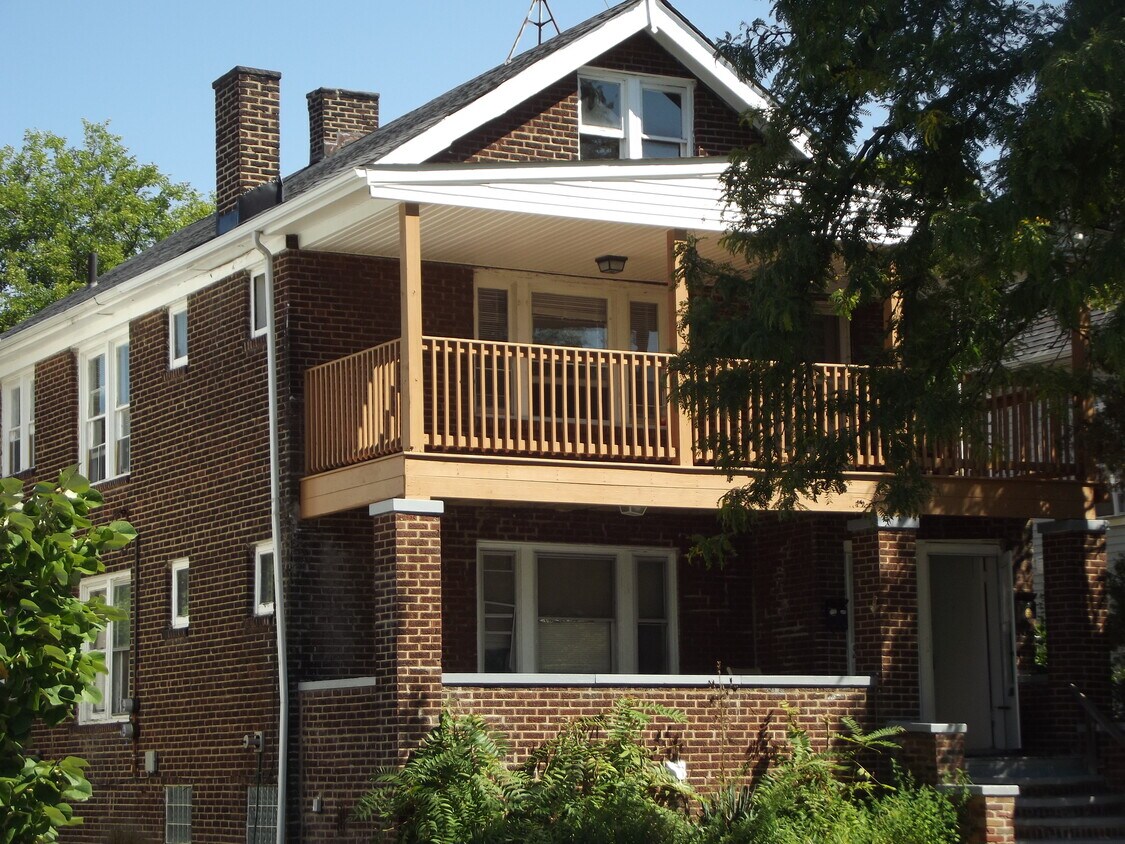 Building Photo - 13303 Southview Ave