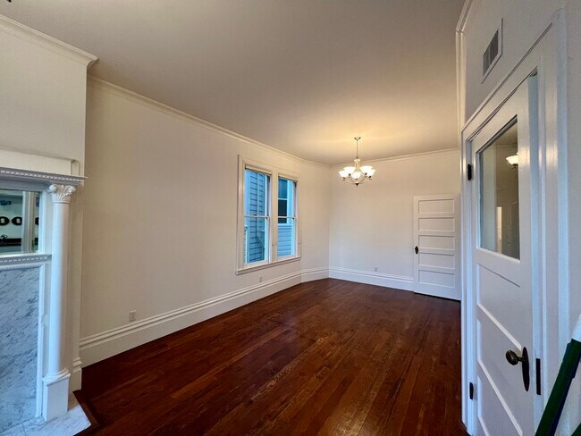 Foto del edificio - 1745 Pine St