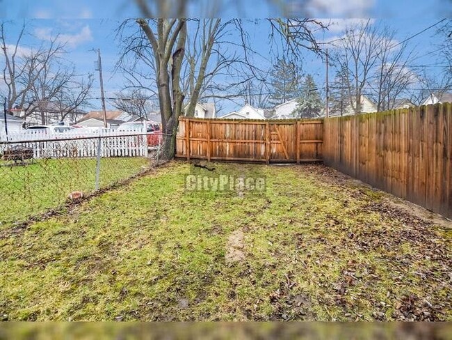 Photo - 119 N Grant Ave House