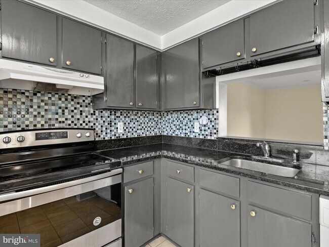 Building Photo - 23 Ivy Oak Ct