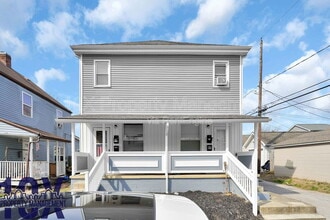 Building Photo - 1805 S 6th St