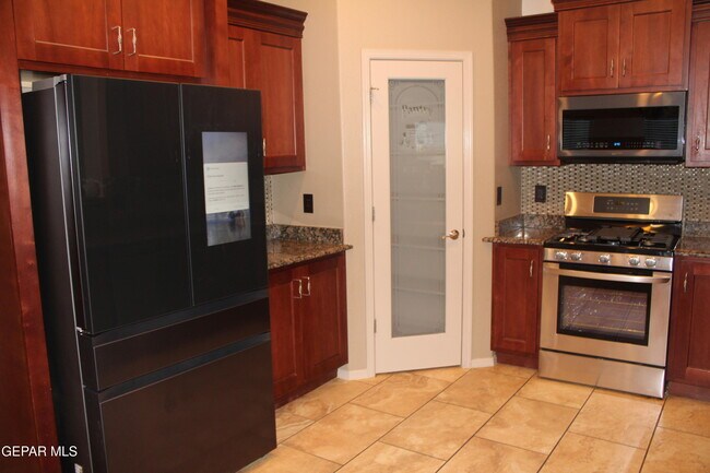 Building Photo - 3121 Tunnel Point Way