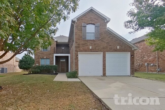 Building Photo - 2811 S Serrano