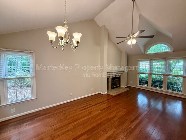 Foto del edificio - 103 Miramar Ct