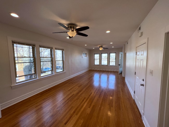 Photo - 6018 N Melvina Ave Apartment