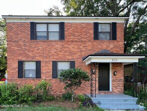 Building Photo - 825 McDuff Ave S