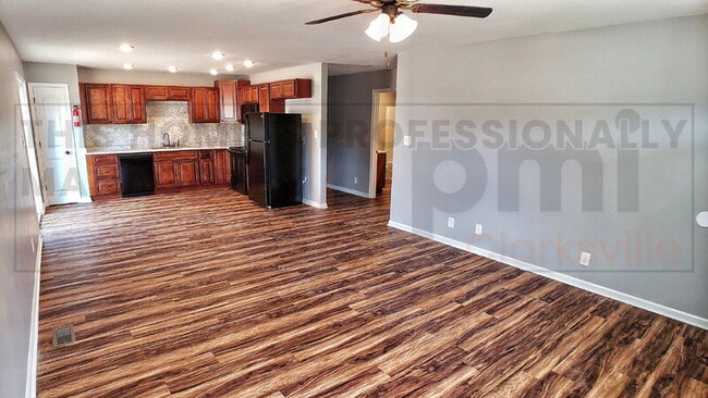 Building Photo - 1705 Evans Rd
