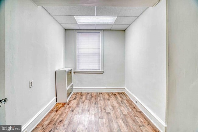 Foto del edificio - 121 Central Ave