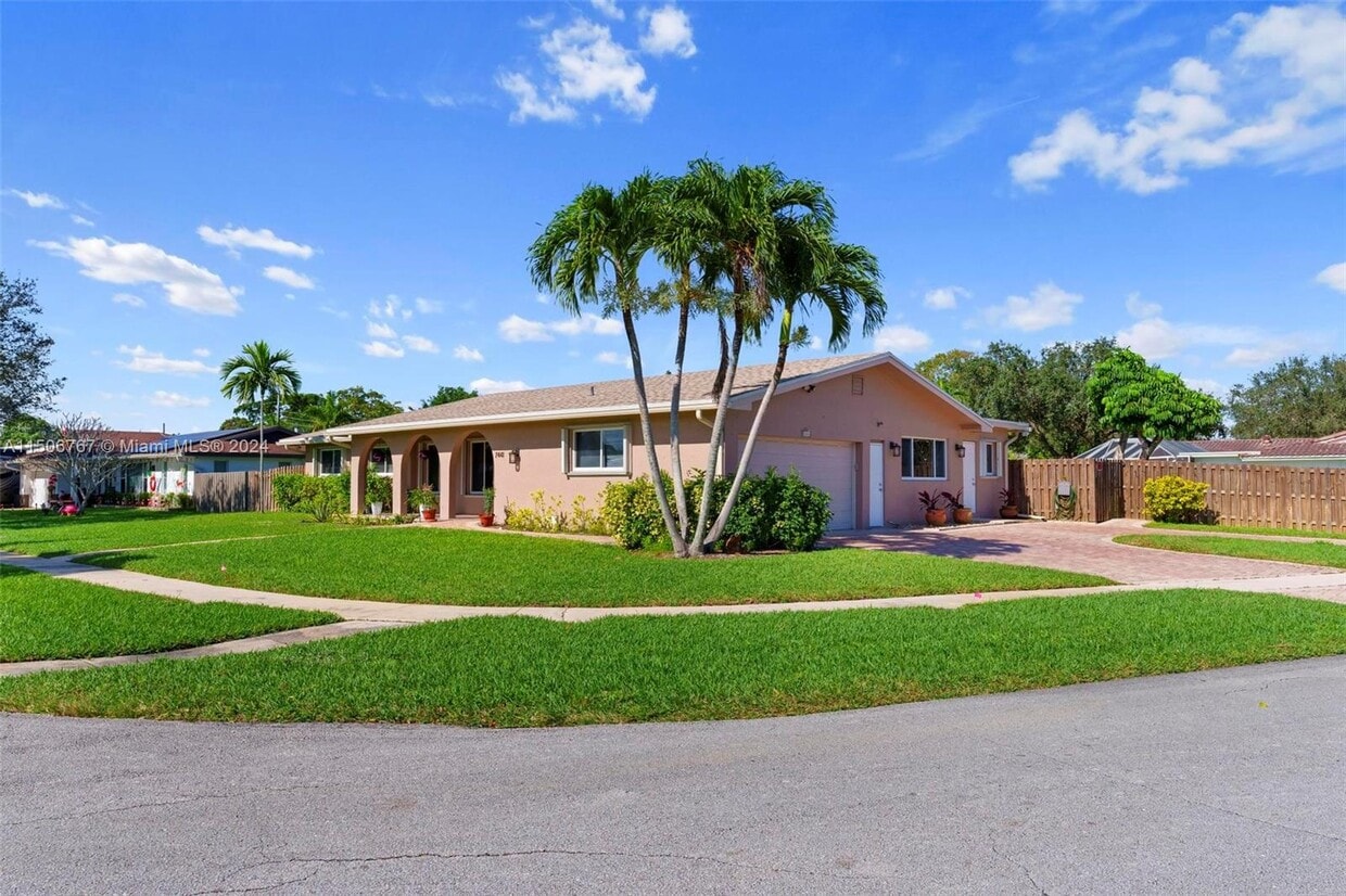 7441 NW 6th Ct, Plantation, FL 33317 House Rental in Plantation, FL