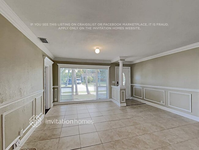 Building Photo - 913 Cochran Dr