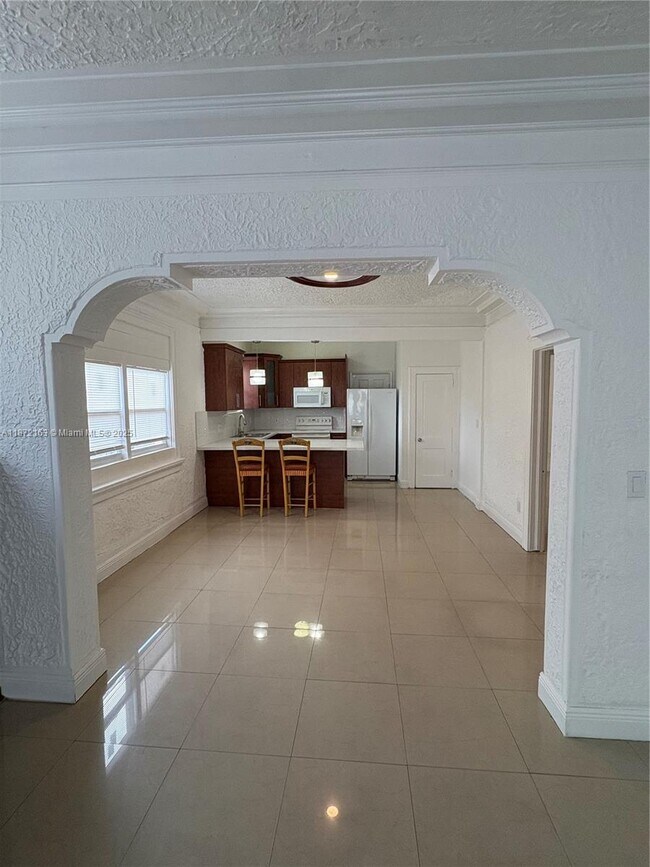 Foto del edificio - 1560 NW 25th Ave