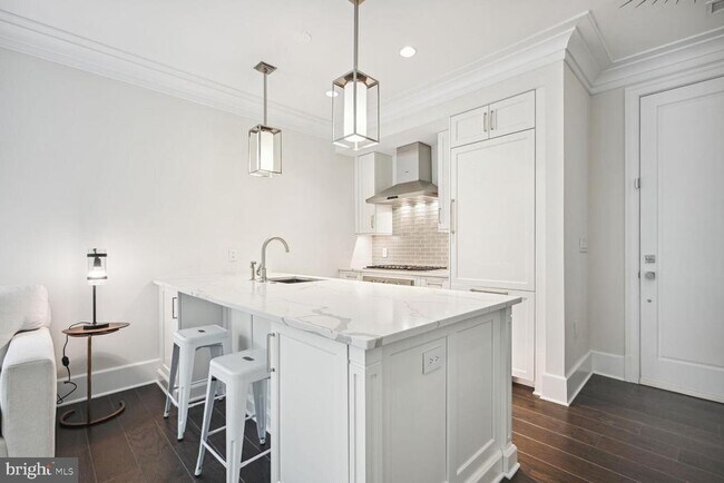 Foto del edificio - 1108 16th St NW