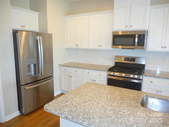 Building Photo - 5224 Maynard Hl Dr