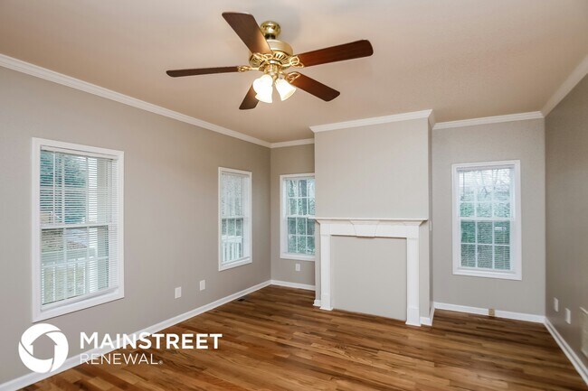 Foto del edificio - 2412 Lakewood Ave SW