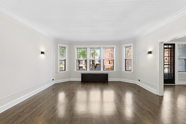 Foto del edificio - 6851 S Paxton Ave