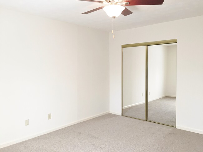 1BR/1BA The Dogwood - Pines at PeachTree