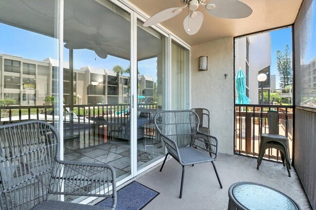 Photo - 6 Royal Palm Way Apartment