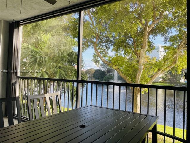 Foto del edificio - 2240 N Cypress Bend Dr