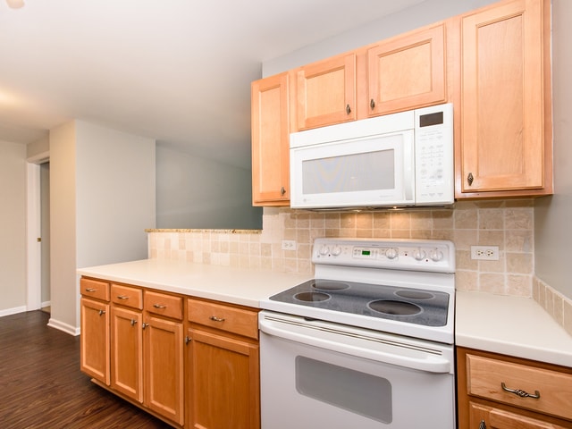 Building Photo - River North High Rise 1b/1b with Fantastic...