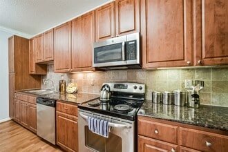 Building Photo - 1711 Old Spanish Trl