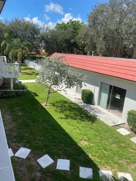 Photo - 899 SE 2nd Ave