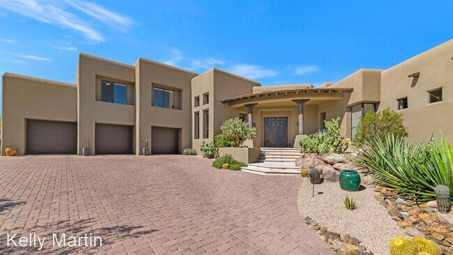 Building Photo - 3 br, 3.5 bath House - 10505 E Cinder Cone...