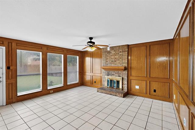 Building Photo - 2532 Beau Dr