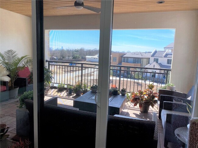 Foto del edificio - 4522 Unity Cir