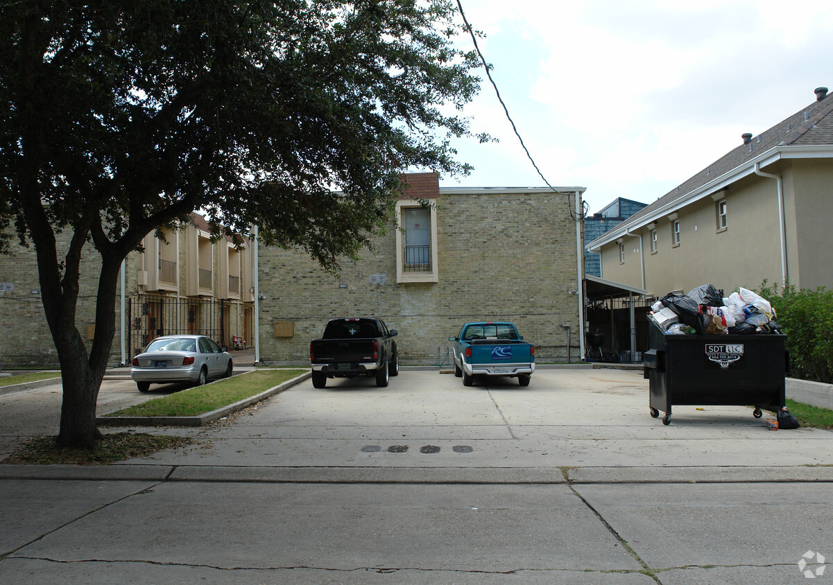 Foto principal - 2220 Houma Blvd