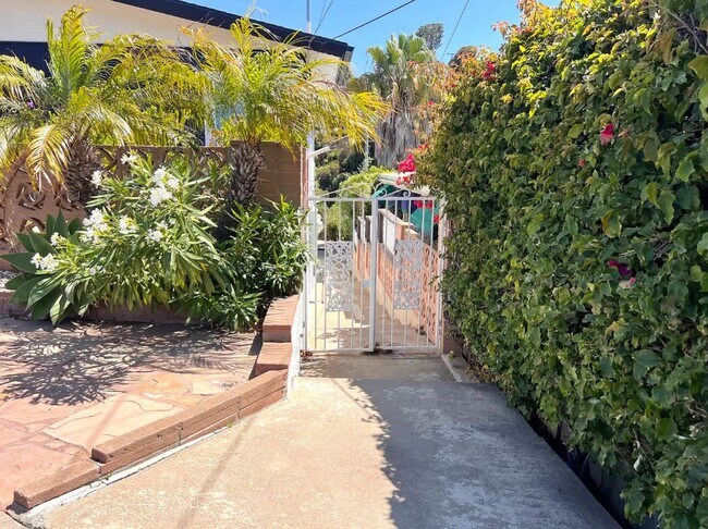 Foto del edificio - 3314 Macaulay St
