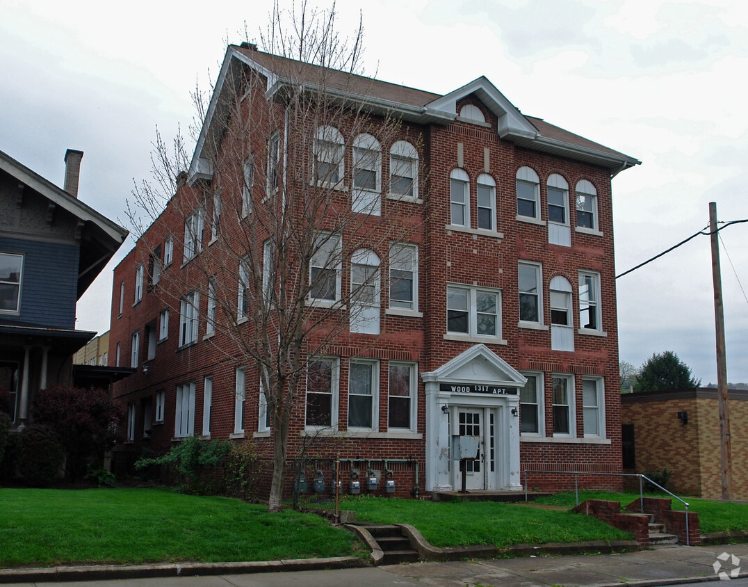 Primary Photo - 1317 Quarrier St