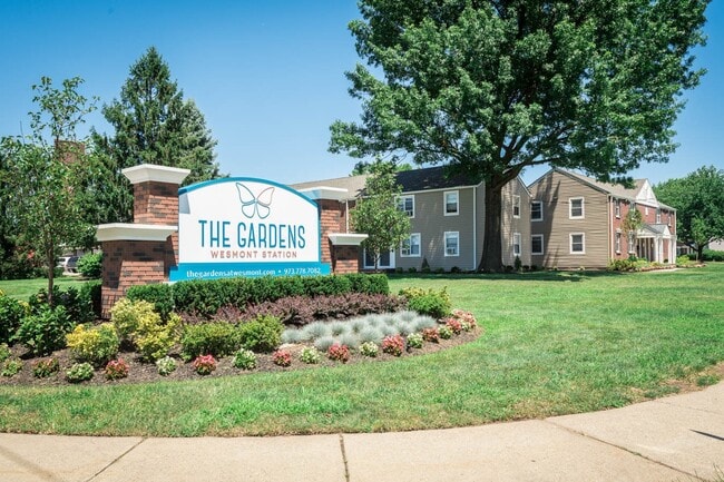 Building Photo - The Gardens At Wesmont Station