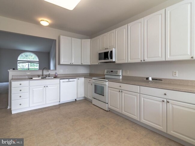 Foto del edificio - 31171 Mills Chase Dr