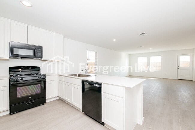 Foto del edificio - 12508 Huntington Rdg Wy