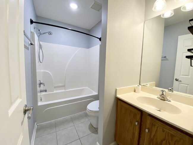 Foto del edificio - Four Bedroom Home Available in Edgefield!