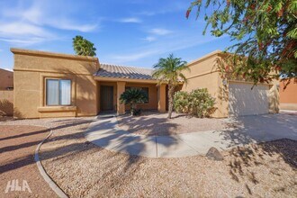 Building Photo - 10390 Fairway Dr