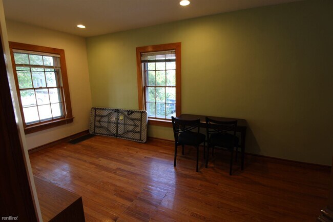 Foto del edificio - 1446 Cambridge St