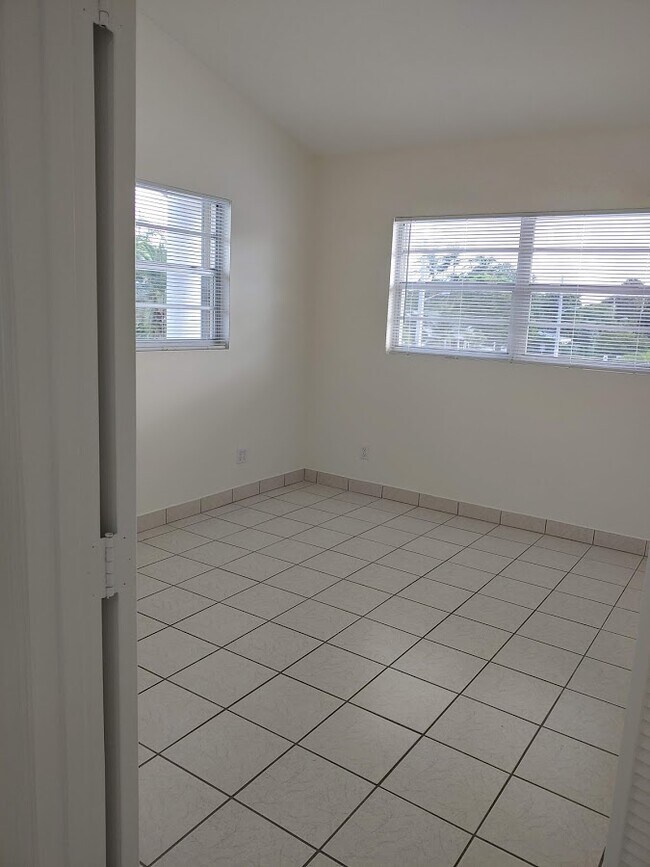 Foto del edificio - 1504 Flagler Ave